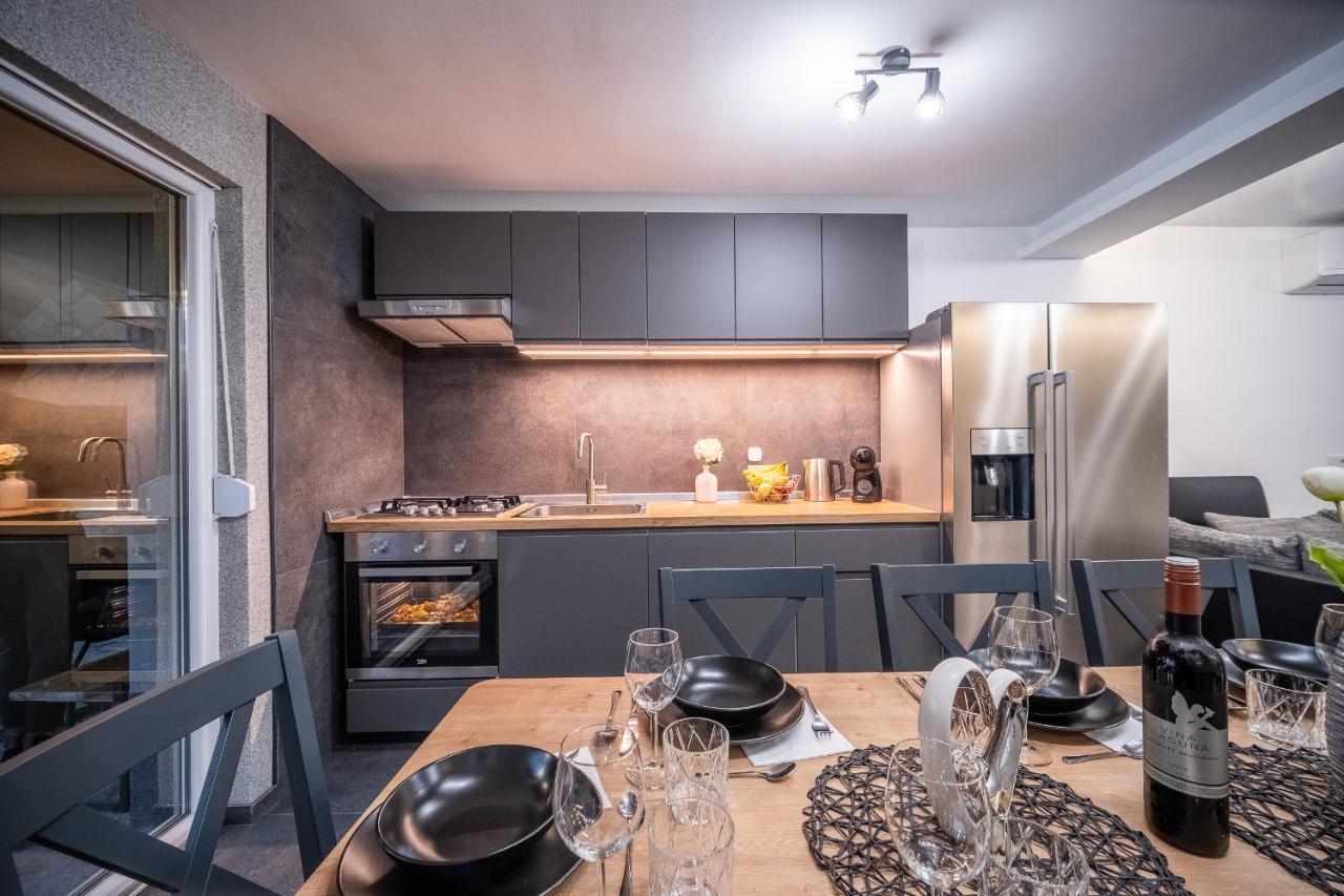 Villa Nesa - Beautiful Guest House At Continental Croatia With Outdoor Swimming Pool, Sauna And 3 Bedrooms Plaski Экстерьер фото